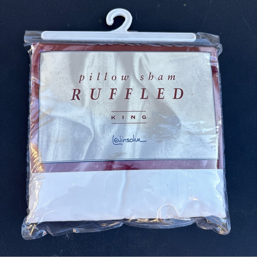 SEALED Levinsohn Ruffled Pillow Sham King Size Ivory Cottagecore Shabby Chic VTG